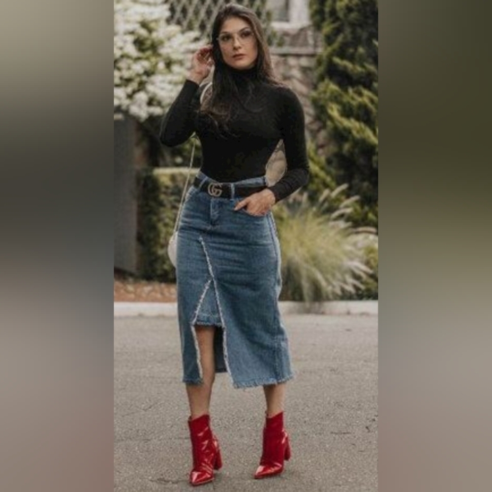 Skinny denim pencil skirt